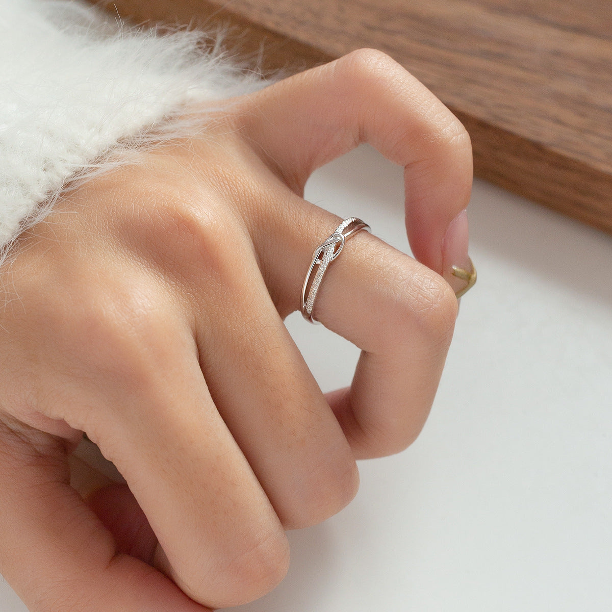 Sterling Silver Starry Frosted Bends And Hitches Ring Niche